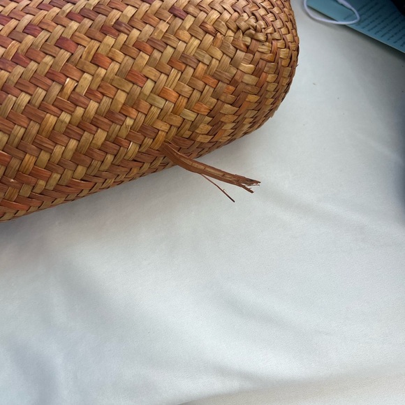 Elegant Brown Woven Tote Bag – Small Size – Chic & Versatile – Pre-Loved - Picture 2 of 3